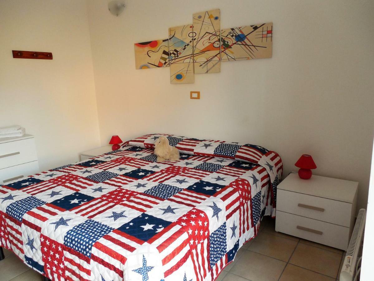 Casa Matilda Casa Vacanze Castel di Tora Esterno foto